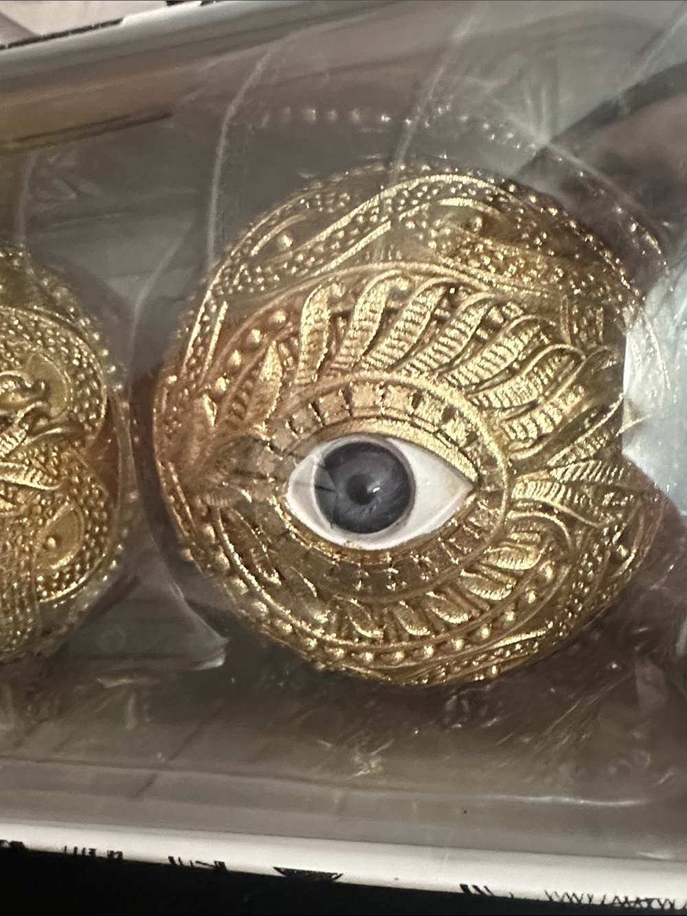 Tahari set of 3 evil eye gold decor balls - Picture 3 of 4